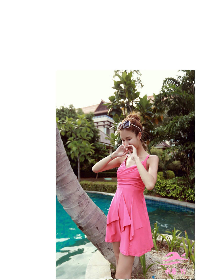 2014新品優雅純粋な色波の裾の个性ワンピース裙型水着